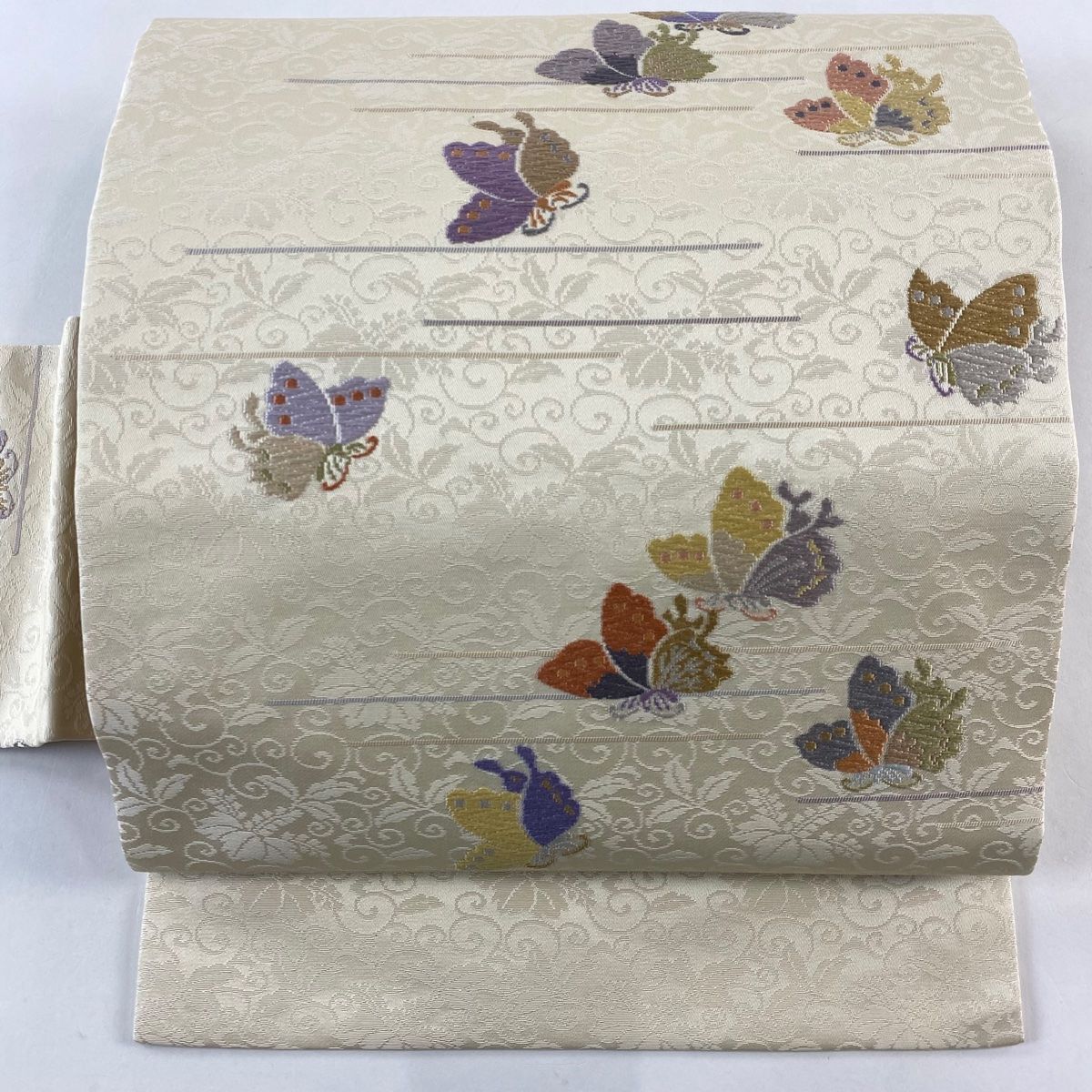 名古屋帯 秀品 蝶 霞 唐織 クリーム 正絹