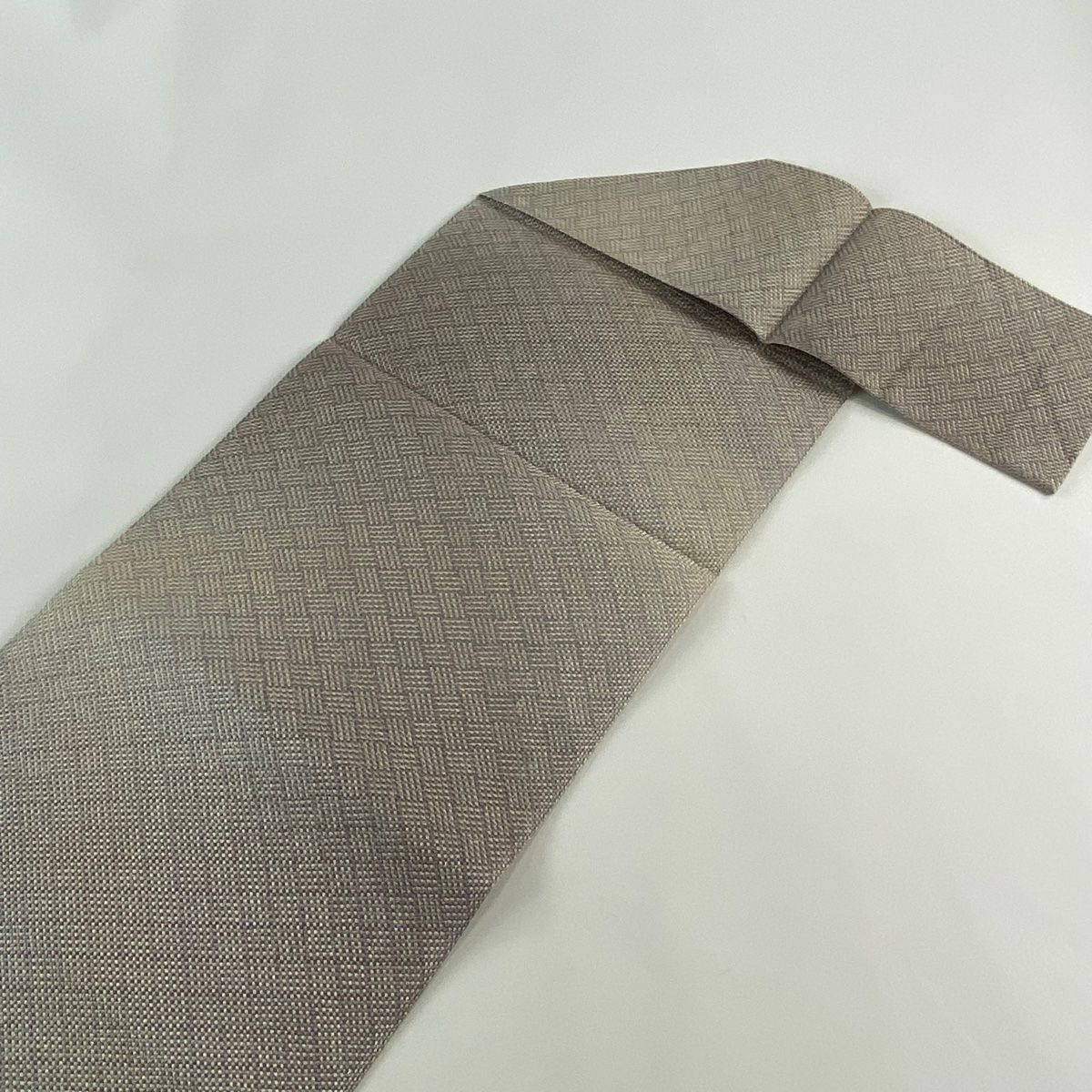  名古屋帯 秀品 八寸名古屋帯 松葉仕立て 幾何学模様 銀糸 灰紫 正絹 名古屋帯 帯