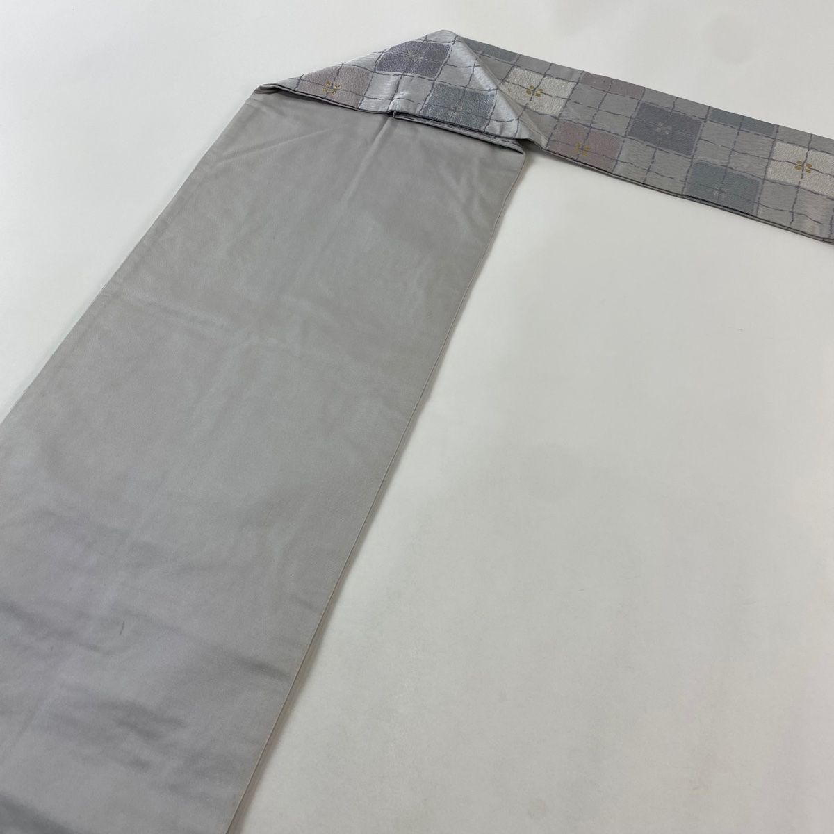  名古屋帯 秀品 変わり市松 花 金銀糸 灰紫 正絹 名古屋帯 帯