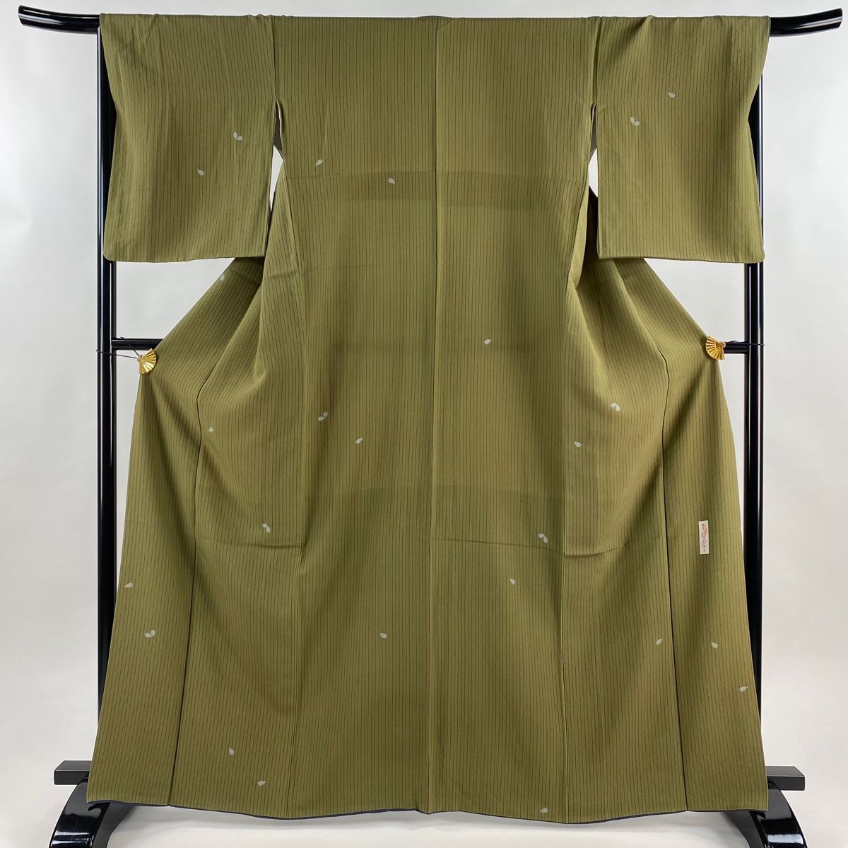 小紋 身丈164 cm 裄丈66.5 M 袷 辻村ジュサブロー 落款 花びら 縦縞 鶯色 正絹