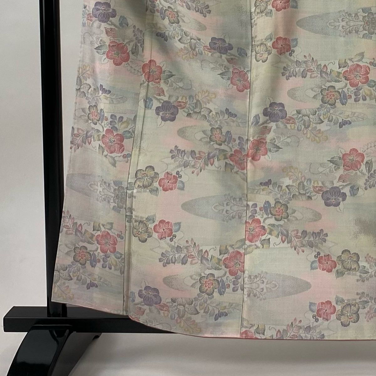 紬 身丈162 5 cm 裄丈63 S 袷 椿 霞 クリーム 正絹