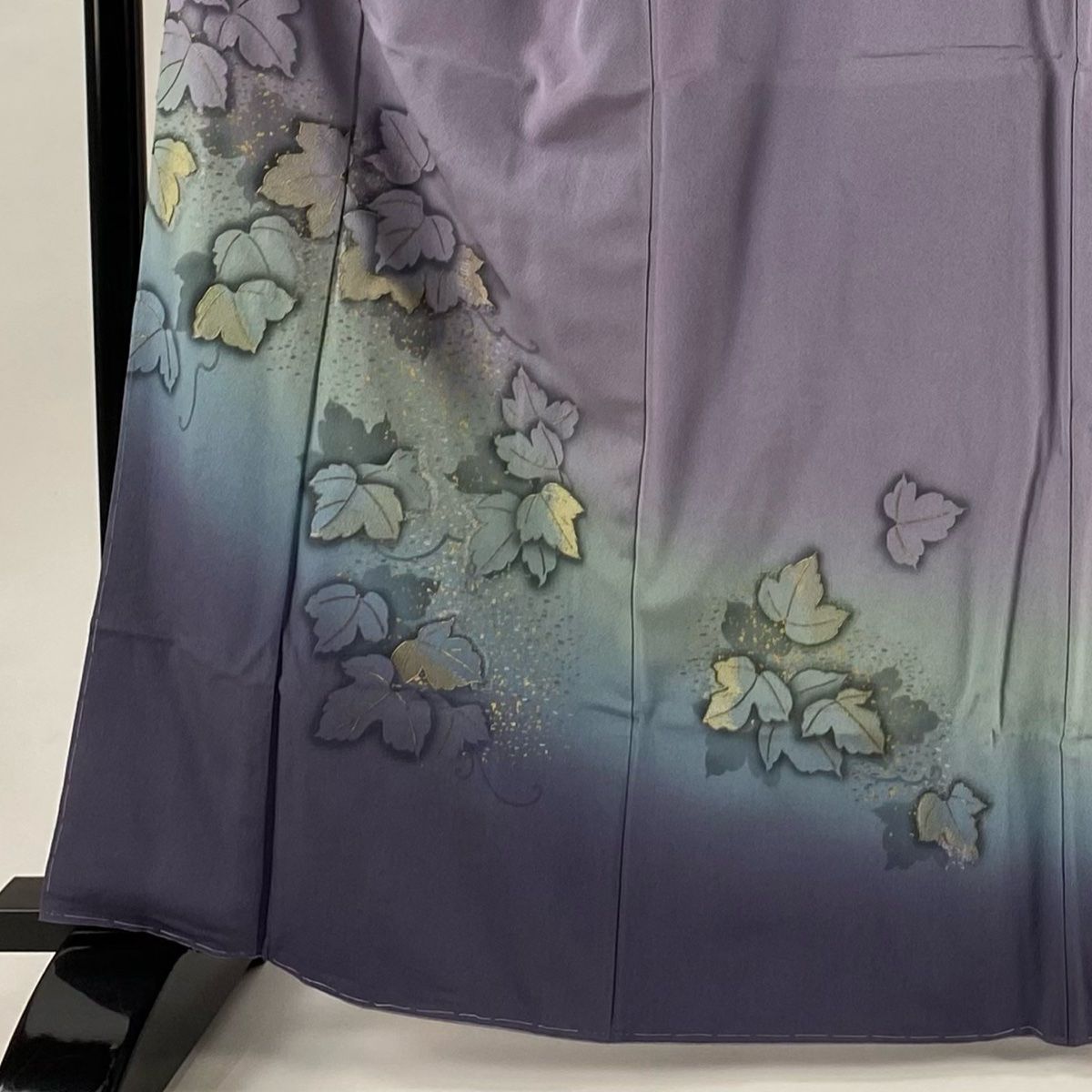 付下げ 身丈163.5 cm 裄丈67 M 袷 丹下雄介 やまと 落款 蔦 霞 金糸 金彩 薄紫 正絹