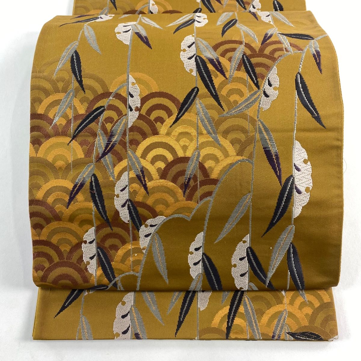 袋名古屋帯 秀品 葉柄 青海波 箔 茶色 正絹