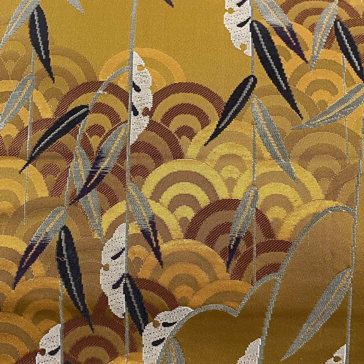 袋名古屋帯 秀品 葉柄 青海波 箔 茶色 正絹