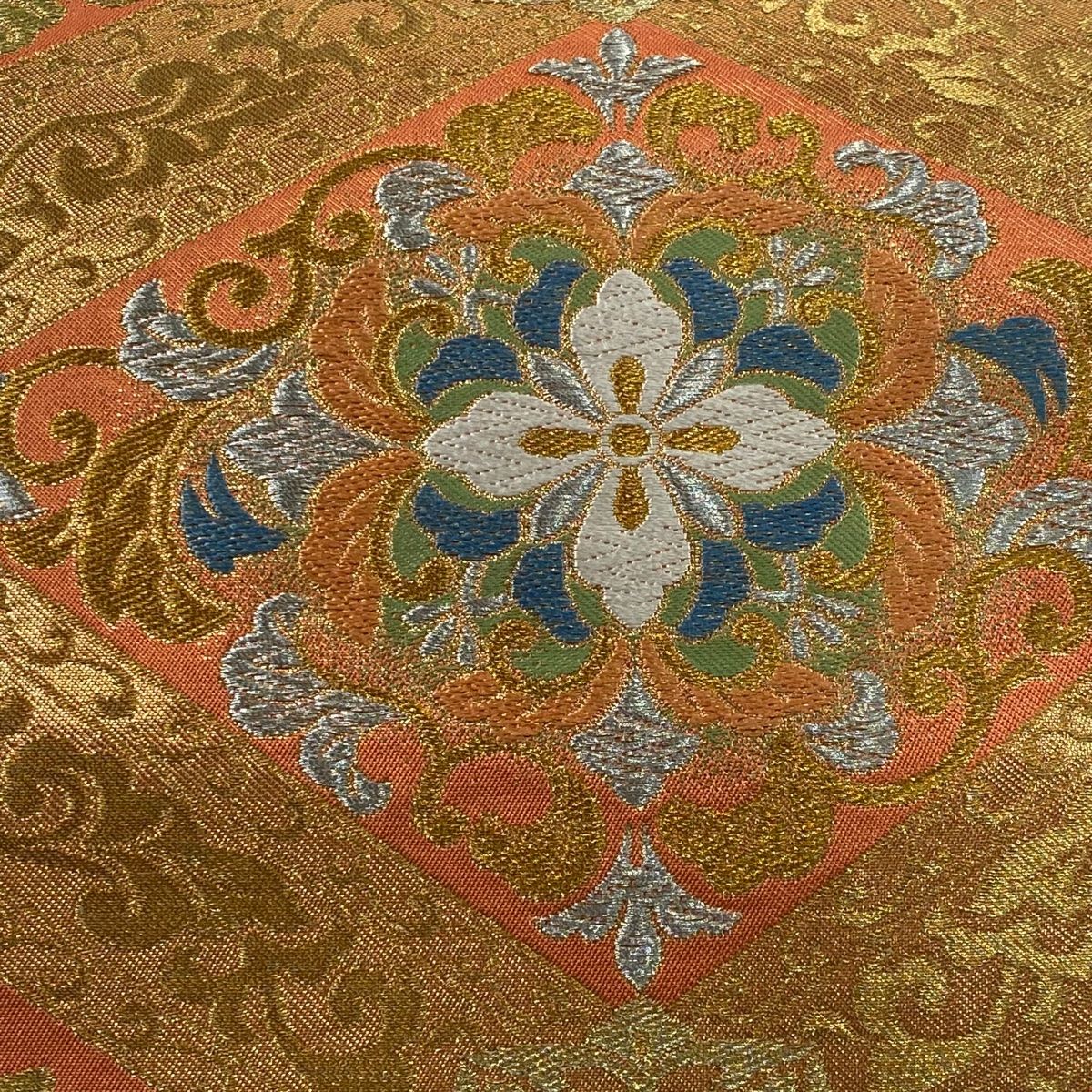 美品】 袋帯 秀品 川島織物 落款 華文 花菱 金銀糸 刺繍 オレンジ 六通