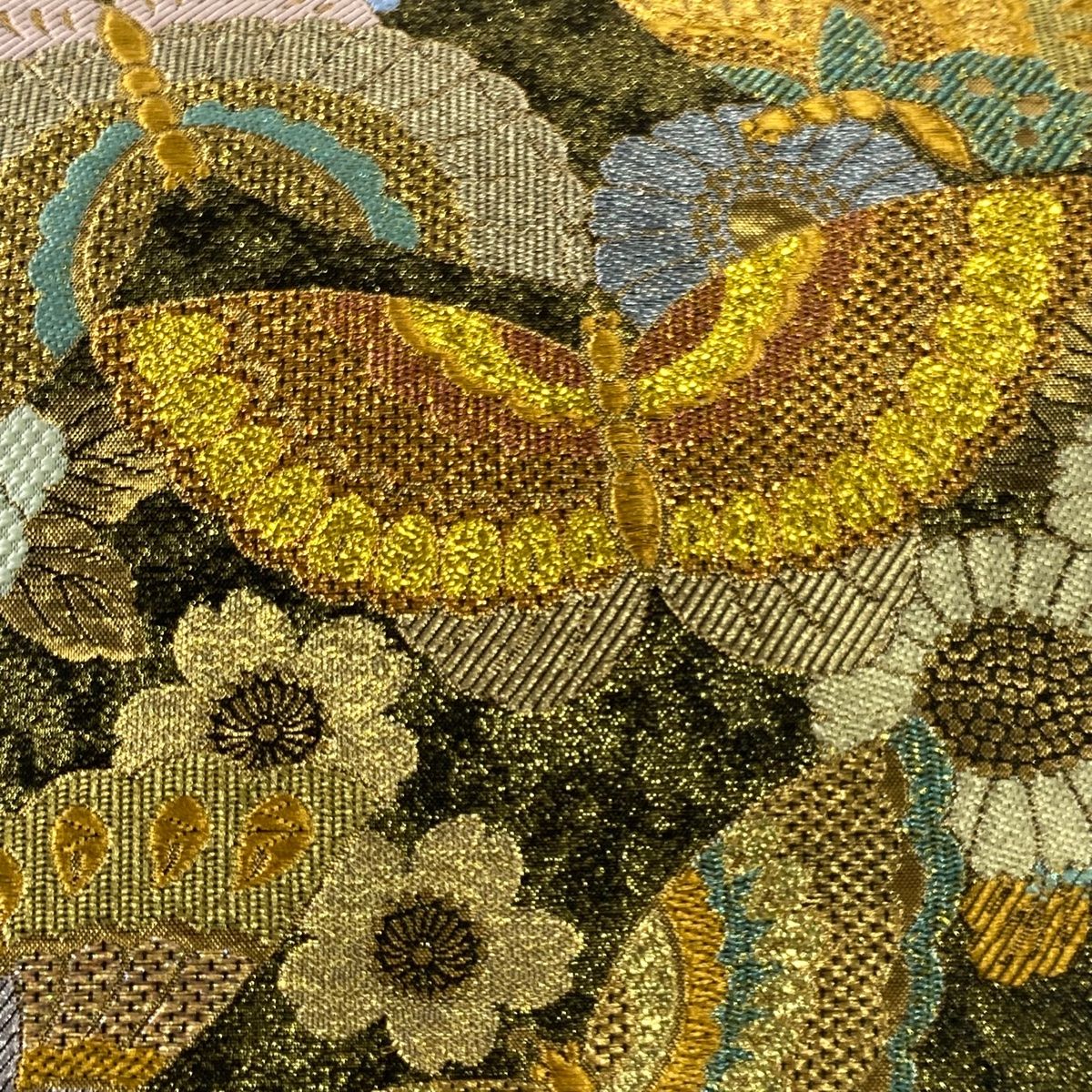 袋帯 秀品 蝶 草花 金糸 箔 金色 六通 正絹
