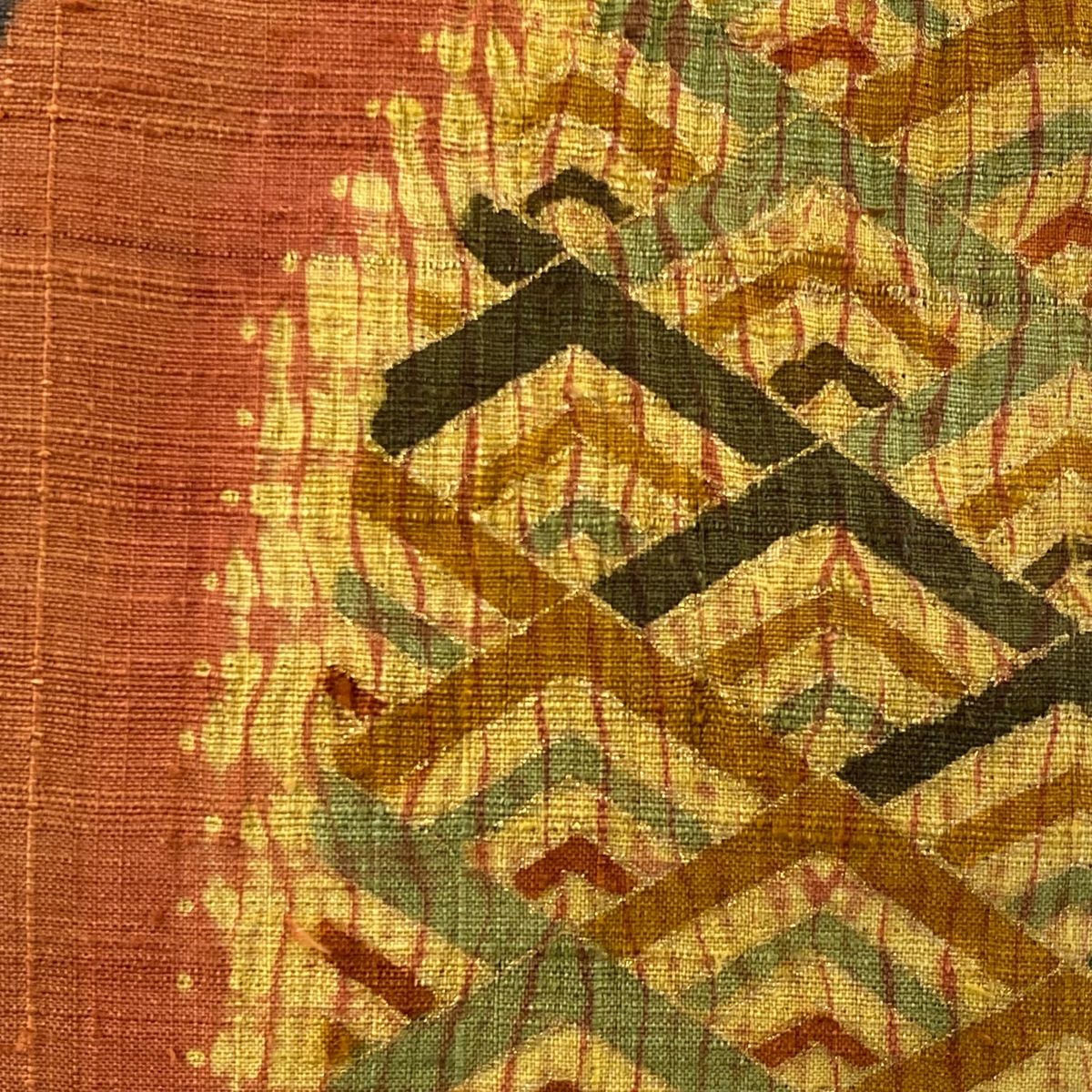 名古屋帯 秀品 紬地 菱青海波 菱井桁 金彩 絞り 深緑 正絹