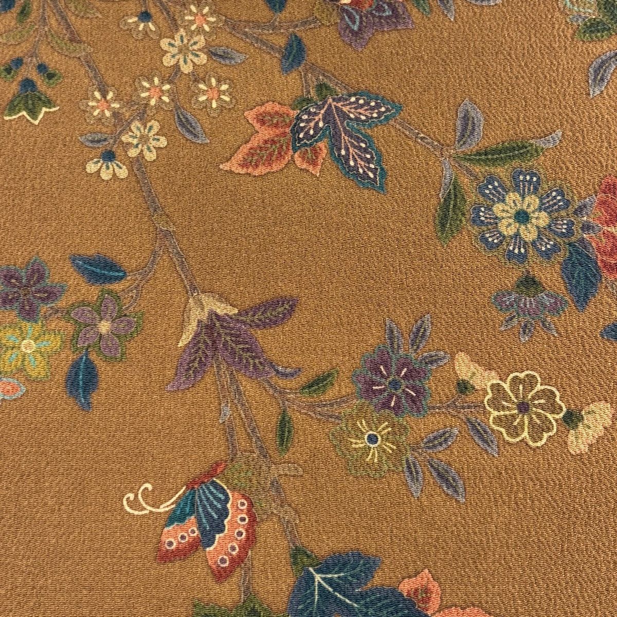 反物 秀品 小紋 草花 蝶 金彩 縮緬 茶色 正絹