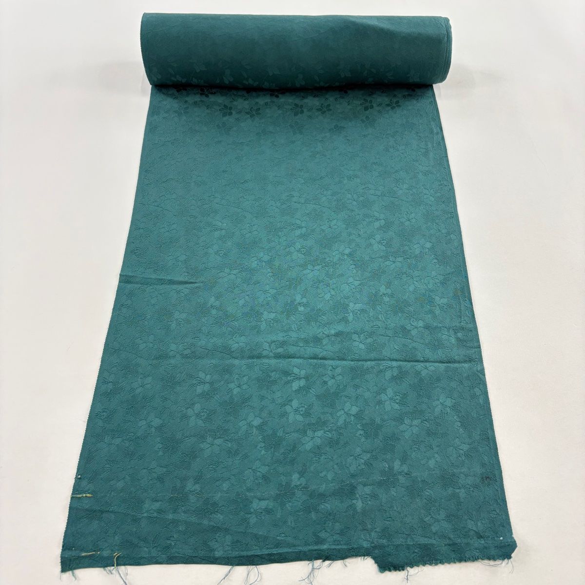 反物 秀品 色無地 家紋付き 地紋 緑 正絹