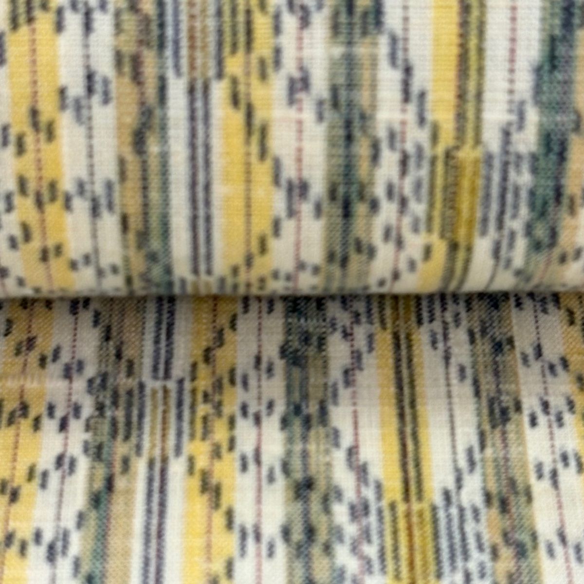  反物 秀品 紬 縞 麻の葉 ベージュ 正絹 紬 着物反物