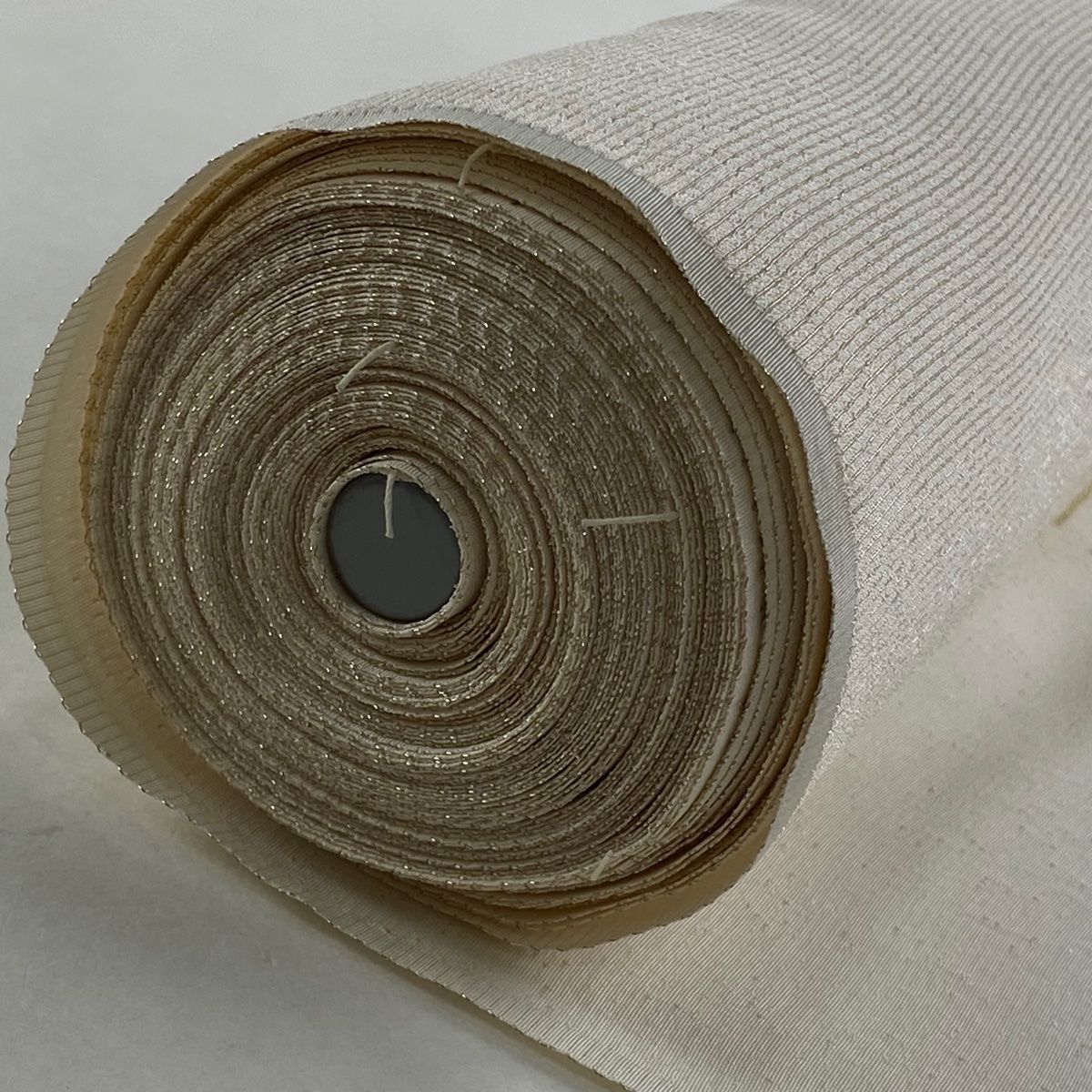  反物 付け下げ 落款有 山本寛斎 桜 縞 金糸 箔 クリーム 正絹 その他 着物反物