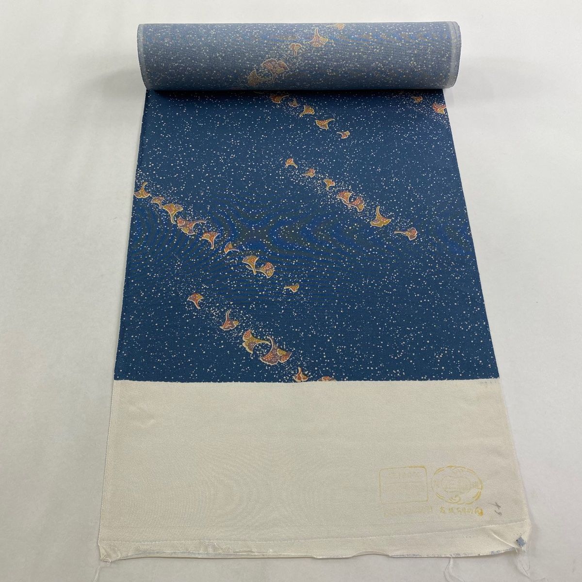 反物 秀品 小紋 銀杏 幾何学 縮緬 青灰色 正絹