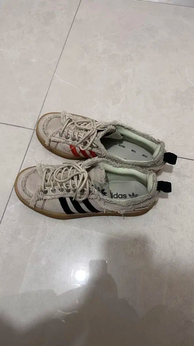  アディダス Song for the mute キャンパス 80 s 27 5 cm スニーカー 靴