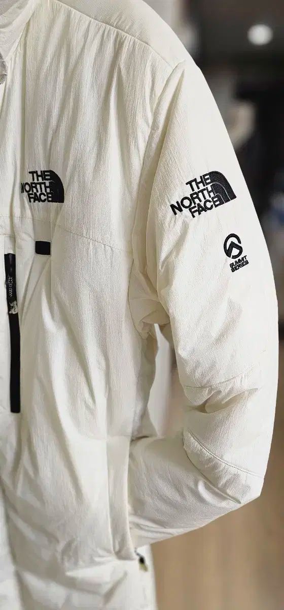 ダウンジャケット