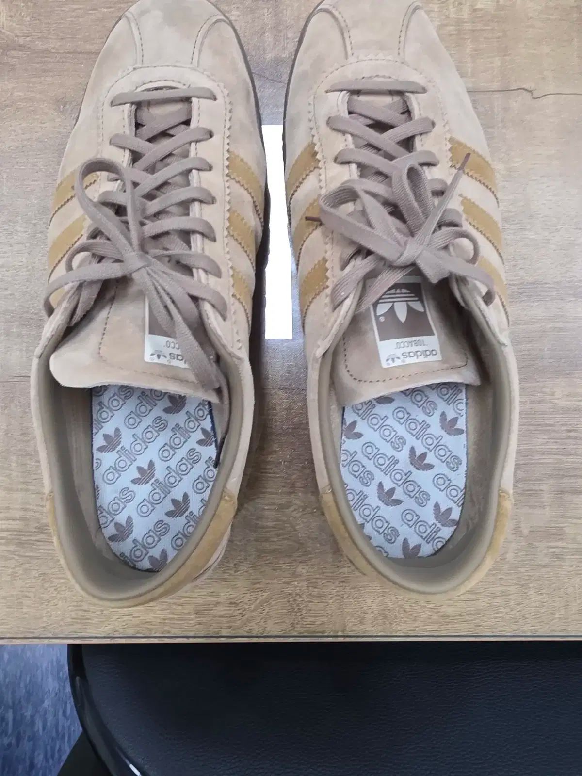 アディダス タバコ ファン トゥー メサ 280