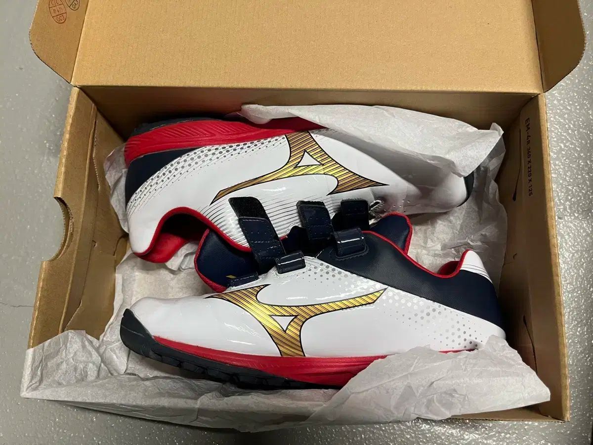 ミズノ ウィルソン 人造芝用 285 mm