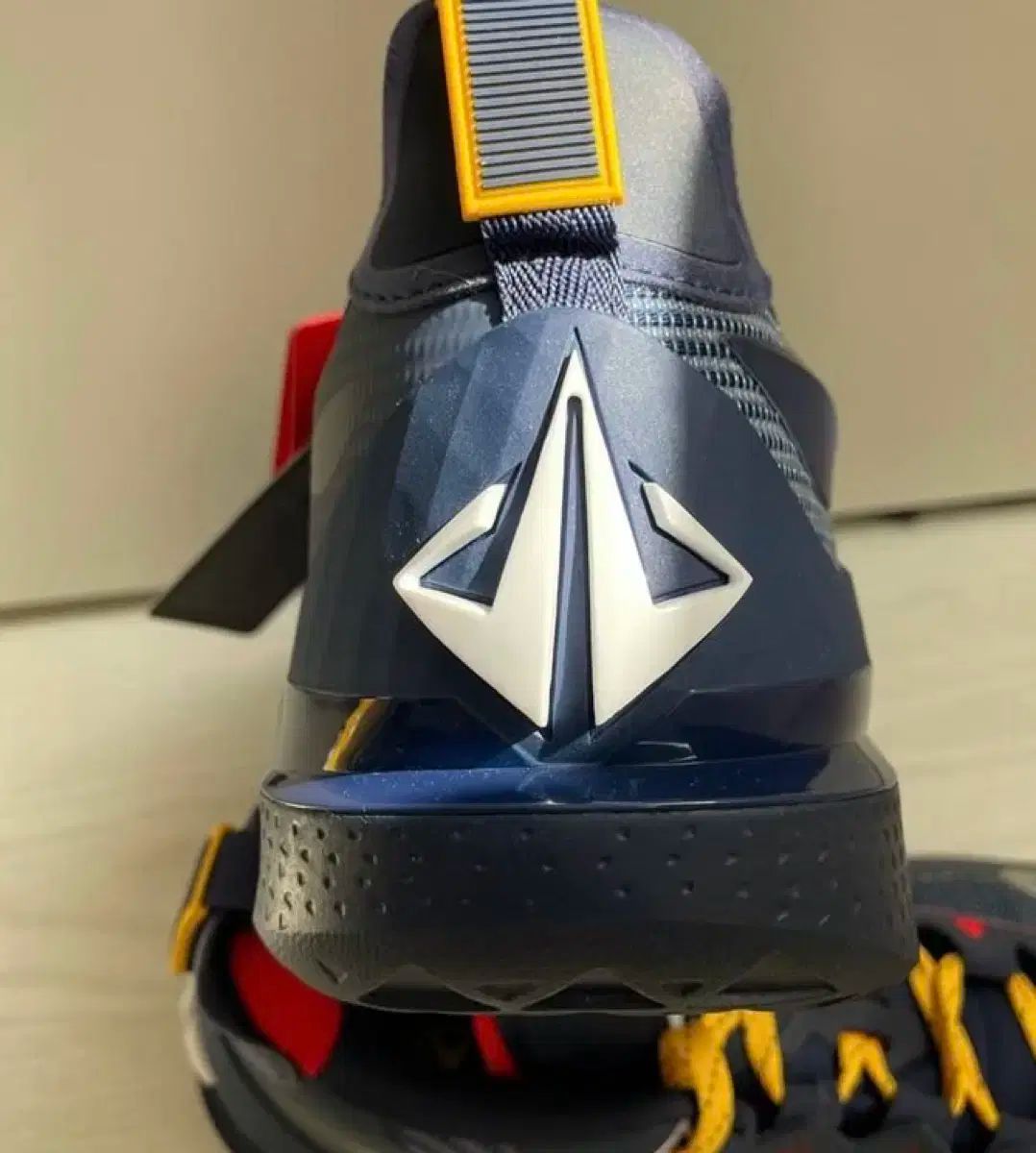 リーニン ジミーバトラーjb