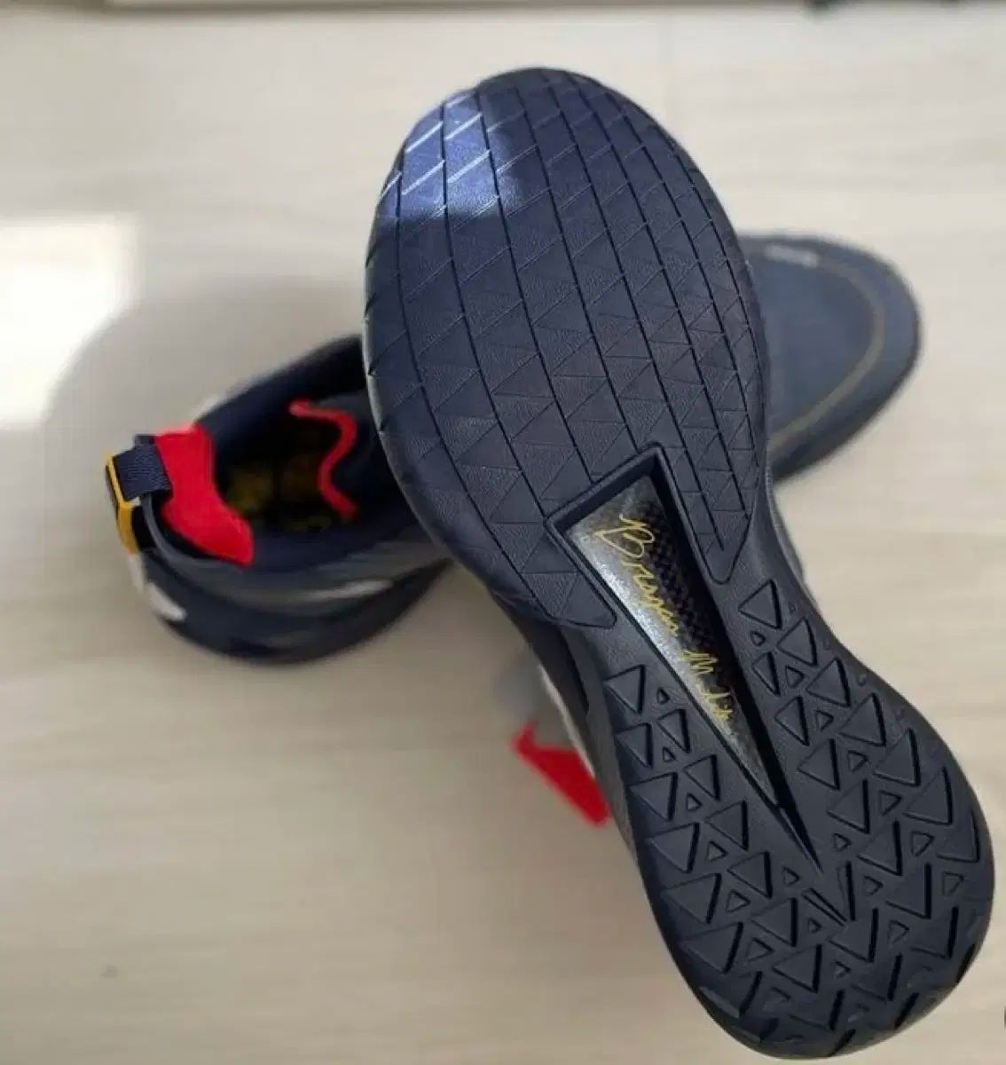  270 リーニン ジミーバトラーjb 2 シューズ(男性用) バスケットボール