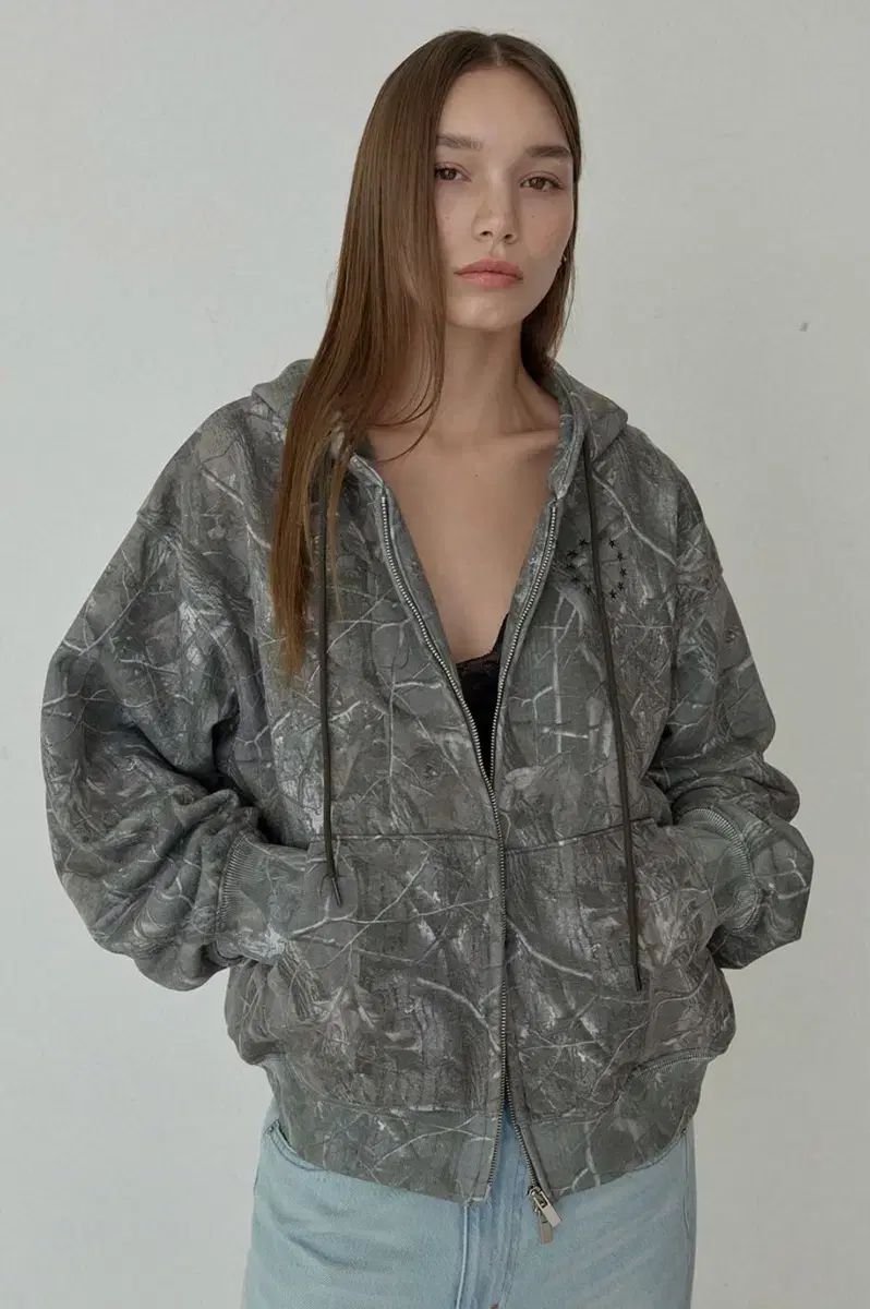 オデス リアルツリー フーディー ジップアップ