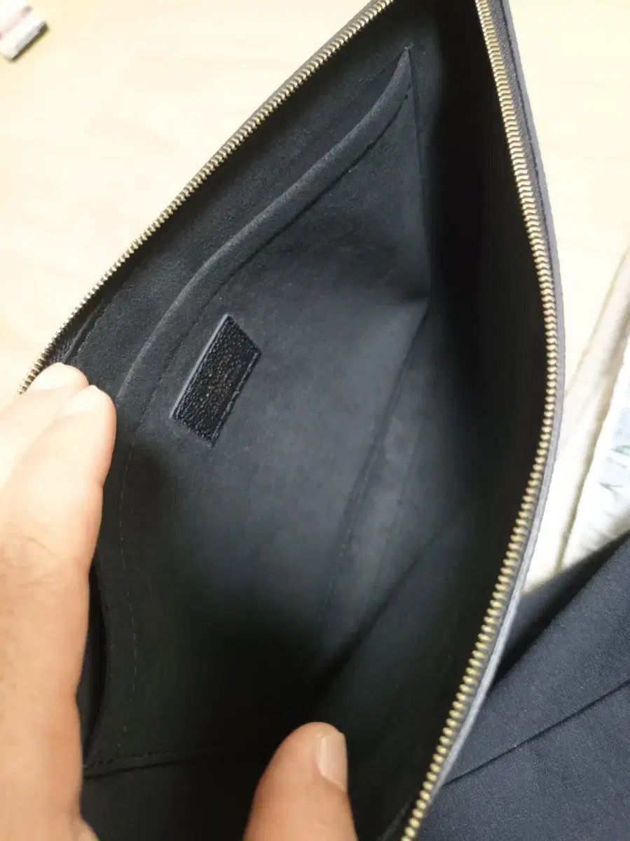 モノグラムクラッチバッグ ユニセックス