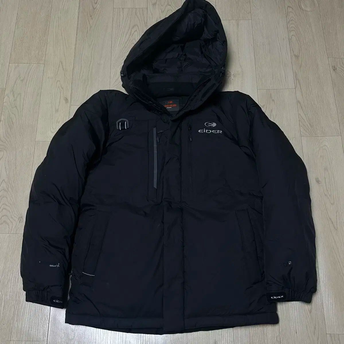 アイダー 700 ブラック ダウン