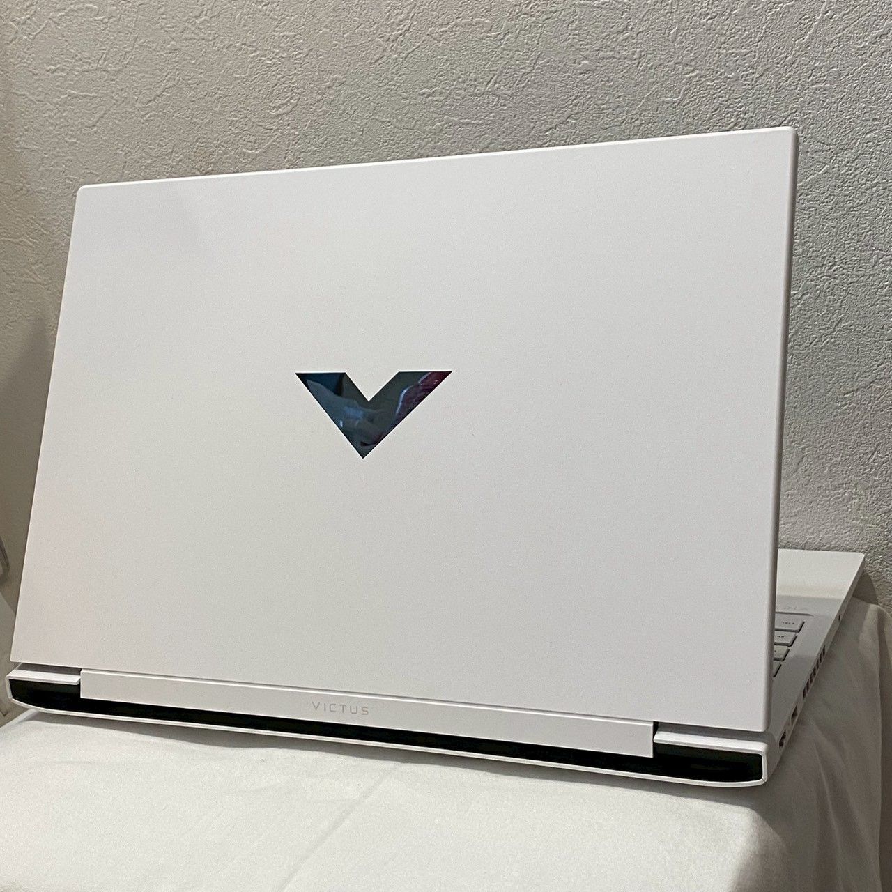 HP Victus 16-r0012TX i7 RTX4070 16GB 512GB 白 No.4291