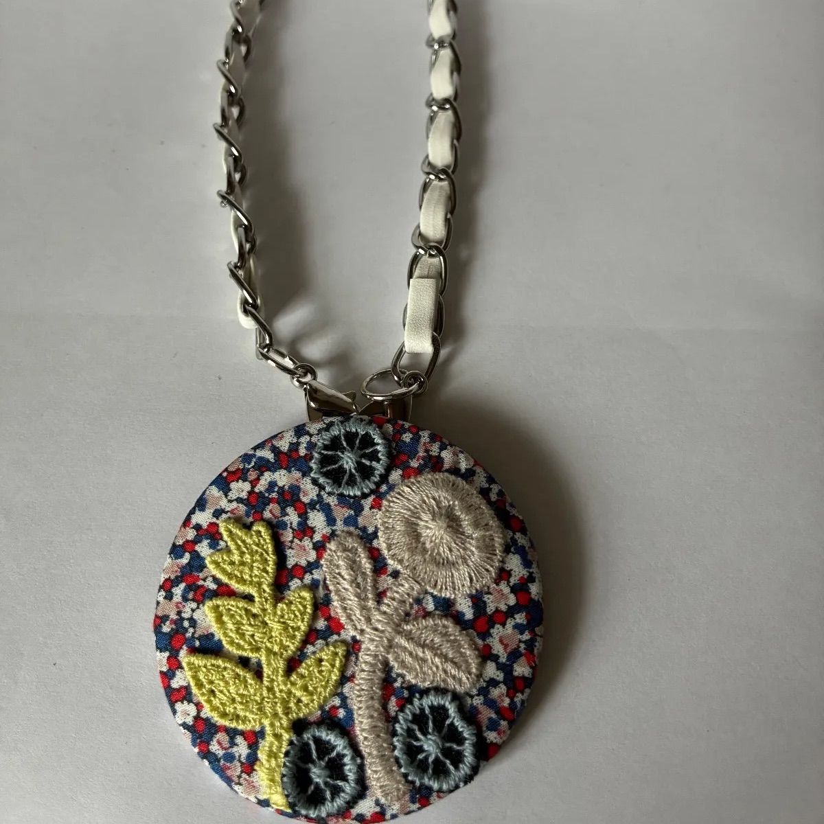 27 ミナペルホネン刺繍生地、ミナペルホネンモチーフ使用 2ウェイ