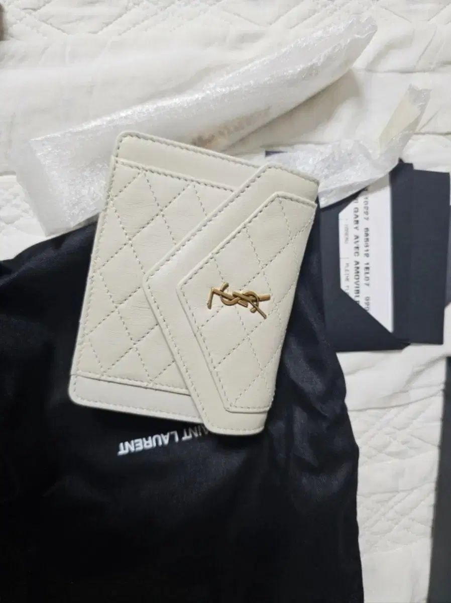 サンローラン Gaby キルティング マイクロバッグ