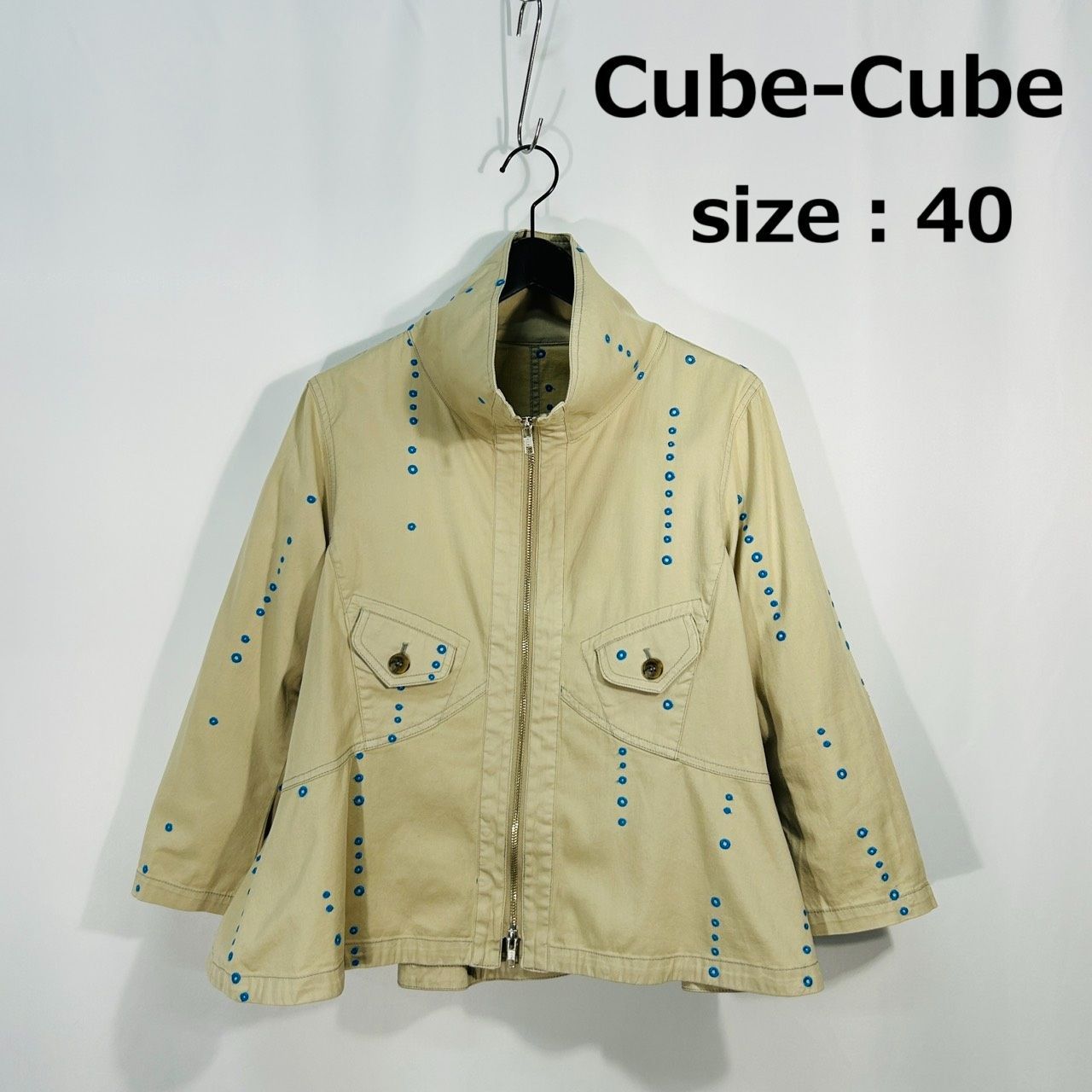 未使用　cube cube キューブキューブ　センソユニコ　ジャンバー　ブルゾン Cube-Cube【40】ベージュ ジャケット ブルゾン スタンドカラー
