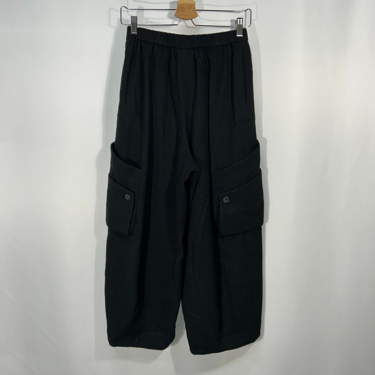 センソユニコ慈雨40ワイドパンツブラックウエストゴム綿100 慈雨【40】ブラック ワイドパンツ カーゴパンツ 個性的 モード 人気