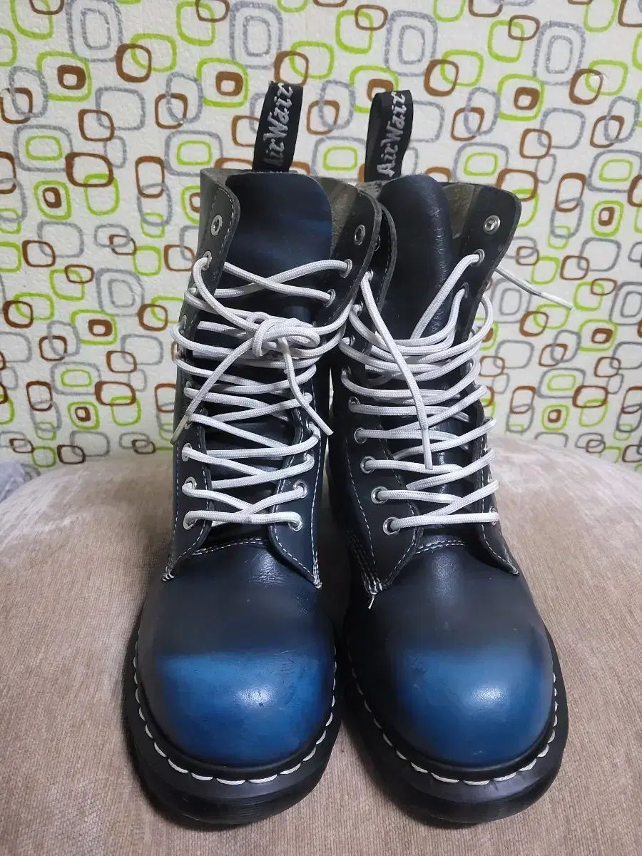 DR. MARTENS ドクターマーチン 10ホール1919 モデル 260サイズ