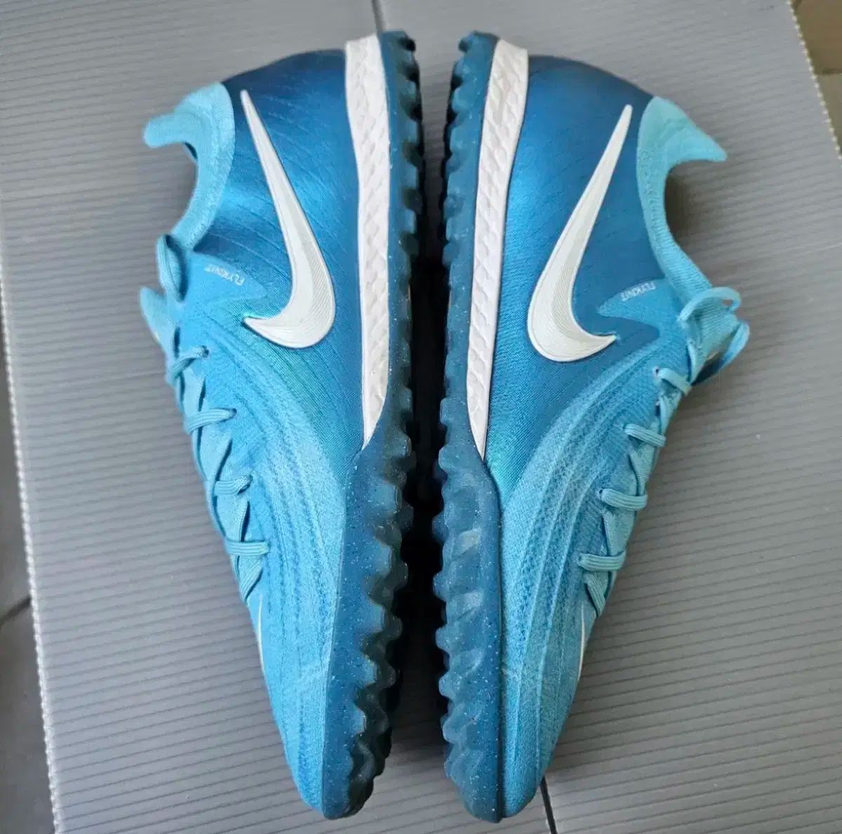 ナイキ サッカーシューズ FANTOM GX 2 プロ TF 270