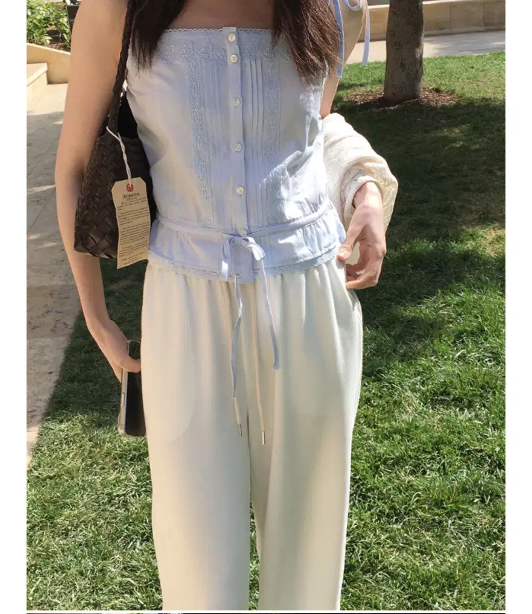 ブルーアーカイブ ブルアカ JTOU エアリー パンツ アイボリー