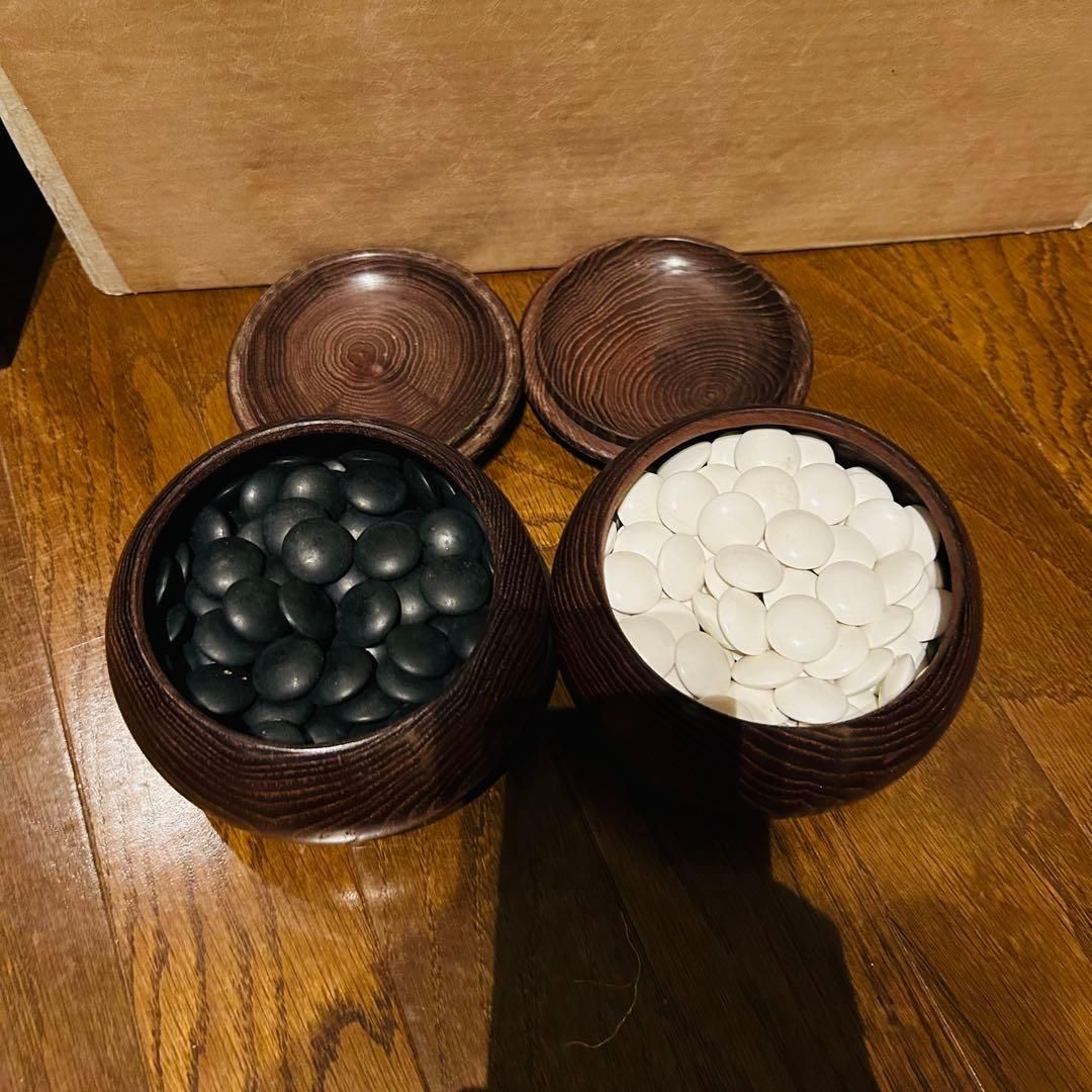 本榧碁盤　足付きヘソあり 囲碁盤 脚付 へそ有り 本榧 碁盤 国産本榧足付碁盤 5寸3分（天柾