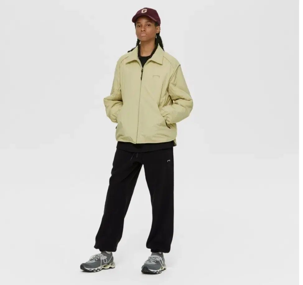 PADDING ライトベージュ