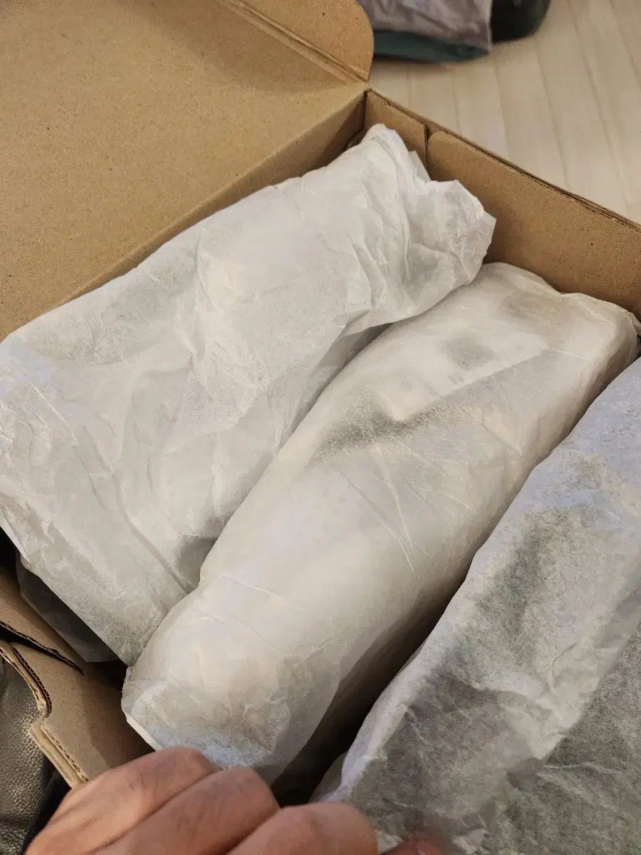 アディダス サイバーソニック テニスシューズ 255