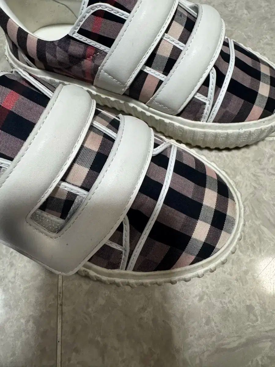  キッズ バーバリー CHECK スニーカー その他 キッズシューズ