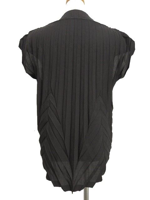 ミーイッセイミヤケ me ISSEY MIYAKE プリーツ カットソー ブラウス 黒 ブラック トップス 2025SS