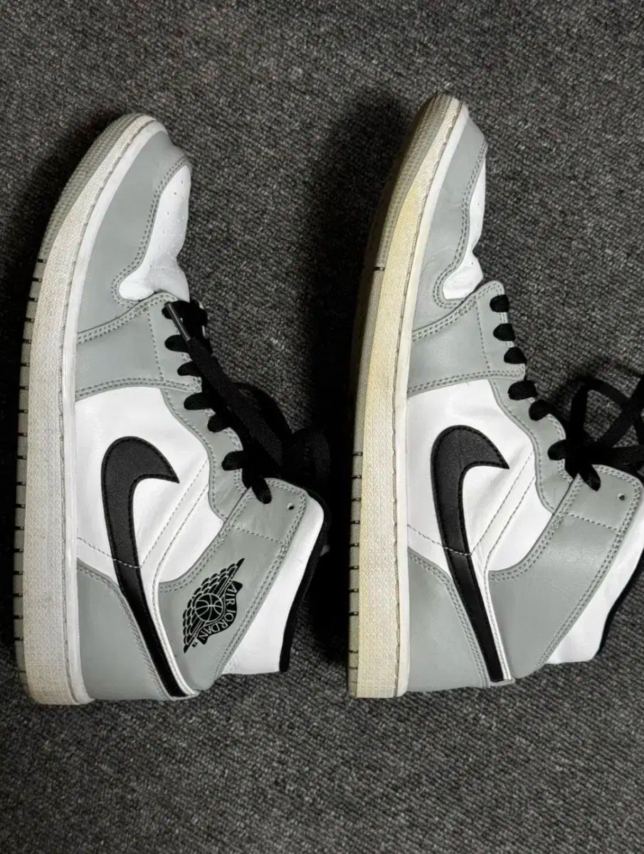 スモークグレイ 275