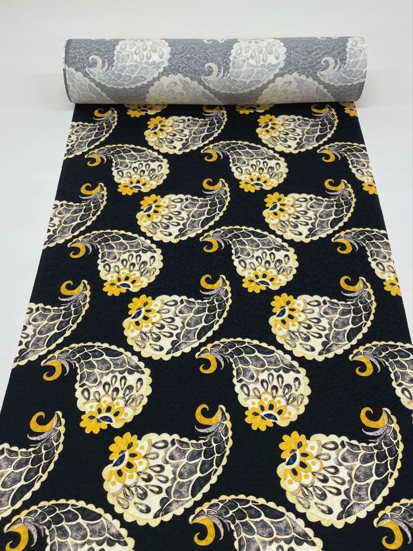 小紋 京友禅 紋意匠 全体柄 黒色 正絹 反物 T 9071