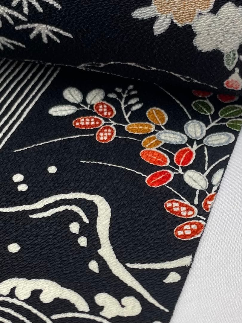 小紋 鬼しぼちりめん 浜ちりめん 御所解文様 正絹 反物 T9081 - メルカリ