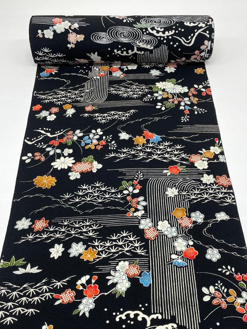 小紋 鬼しぼちりめん 浜ちりめん 御所解文様 正絹 反物 T9081 - メルカリ