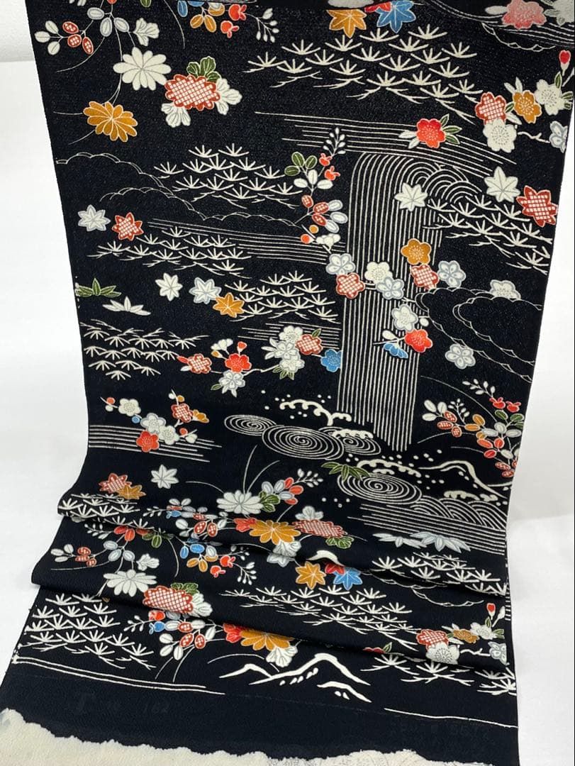 小紋 鬼しぼちりめん 浜ちりめん 御所解文様 正絹 反物 T9081 - メルカリ