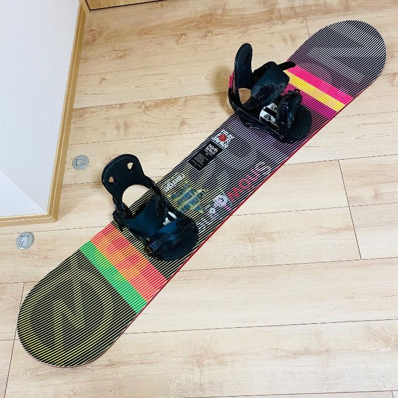 NORTHARTS×FLUX SNOW LINES 143cm スノーボード×ビンディング 板