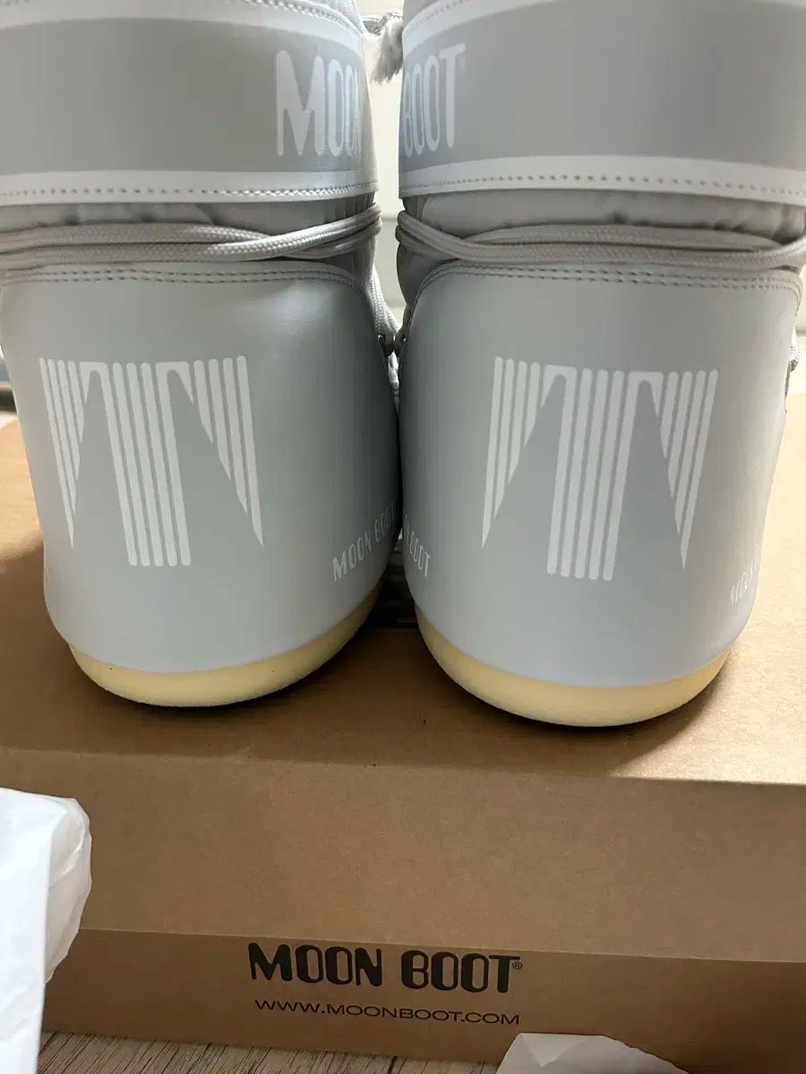  ムーンブーツ Moonboots アイコン ナイロン ロー グレー 39 41 その他 ブーツ