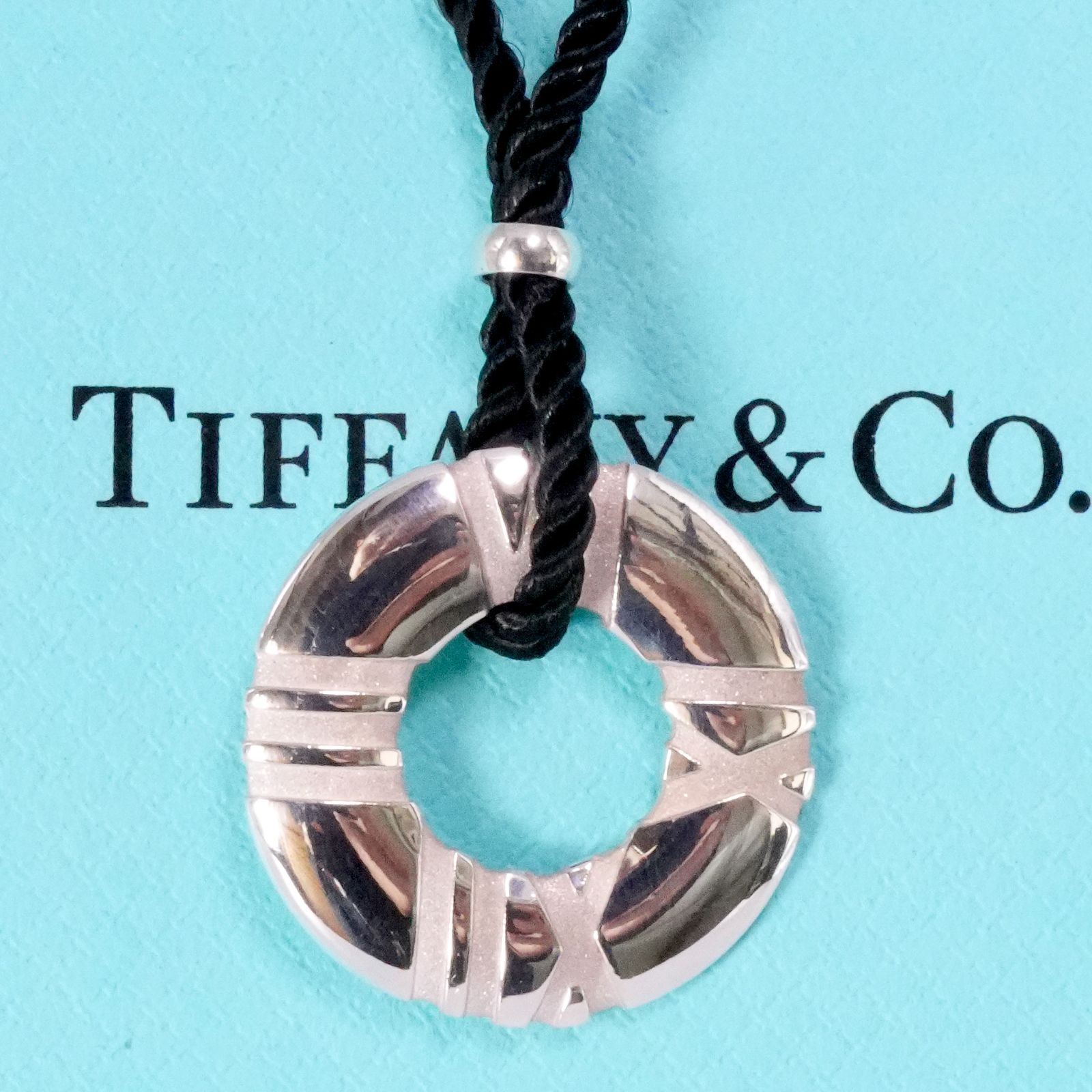 美品ティファニー アトラス サークル シルク コード チョーカー25