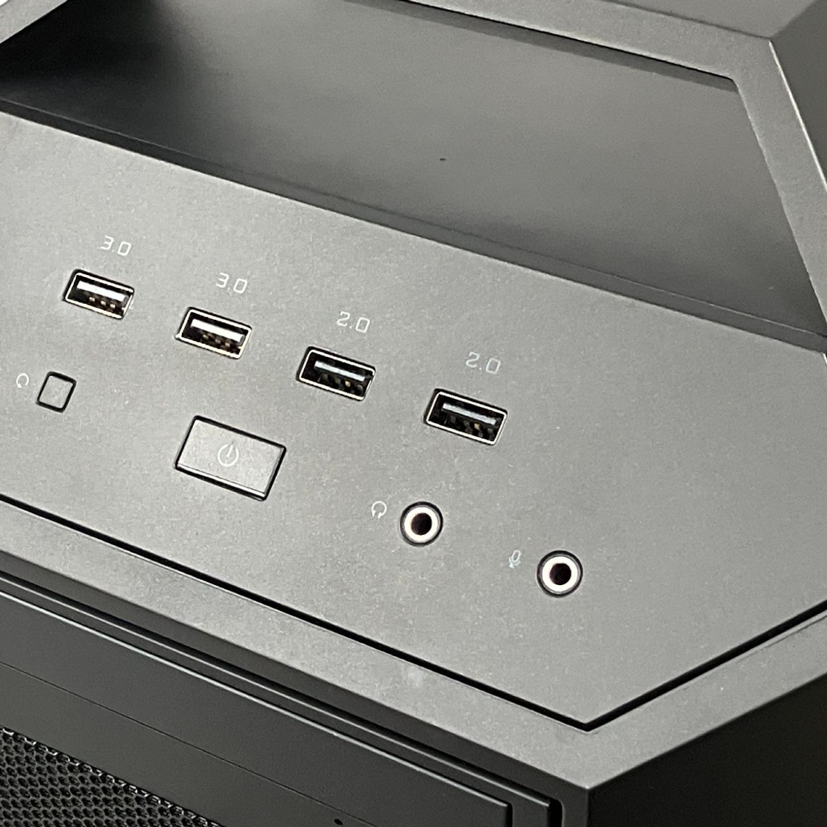 iiyama SENSE ISeDXs-F 059 デスクトップ パソコン i 7 11700 K 32 GB SSD 計2 TB RTX 3070 win 11