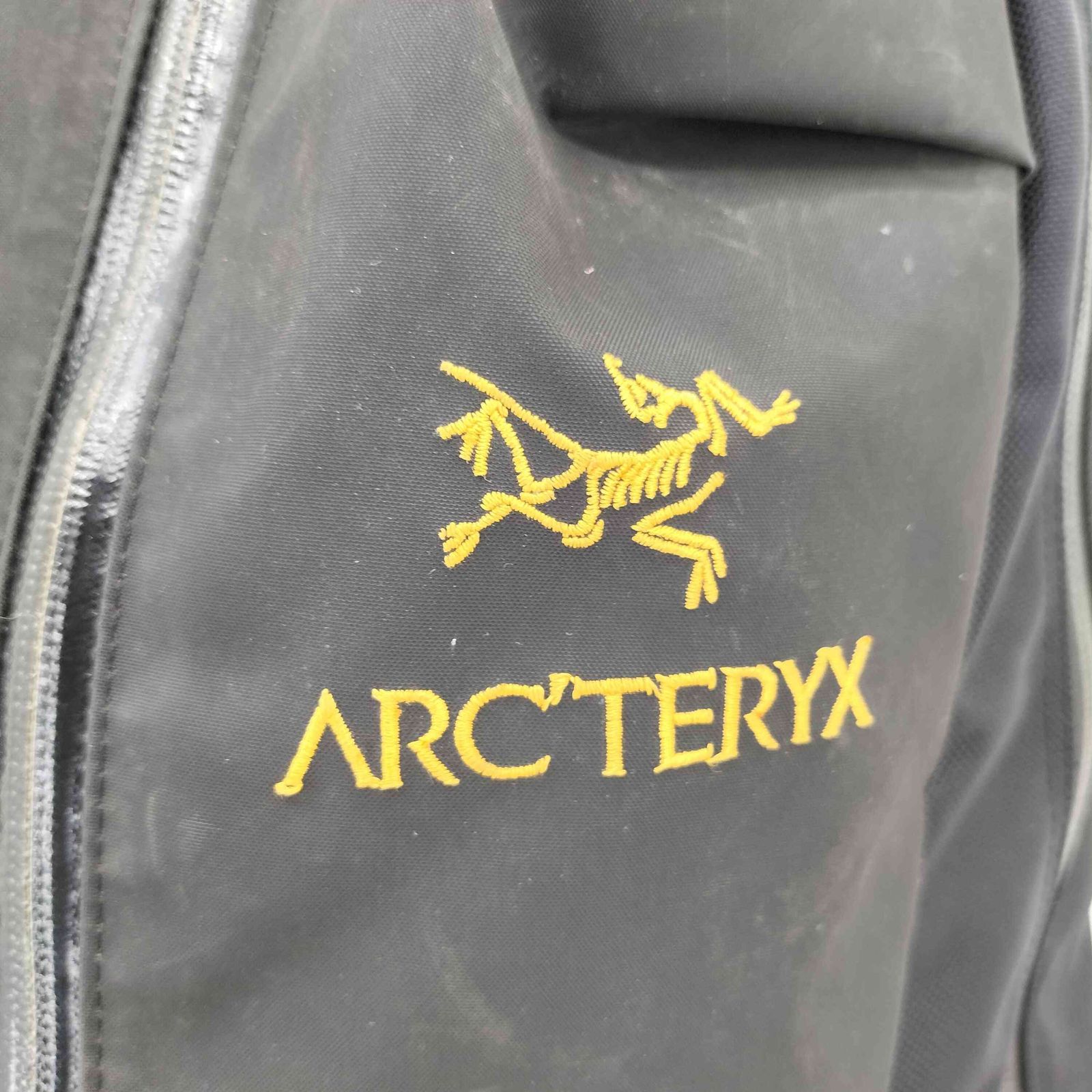 アークテリクス ARCTERYX ARRO22 アロー22 ゴールドロゴ刺繍 ナイロン 
