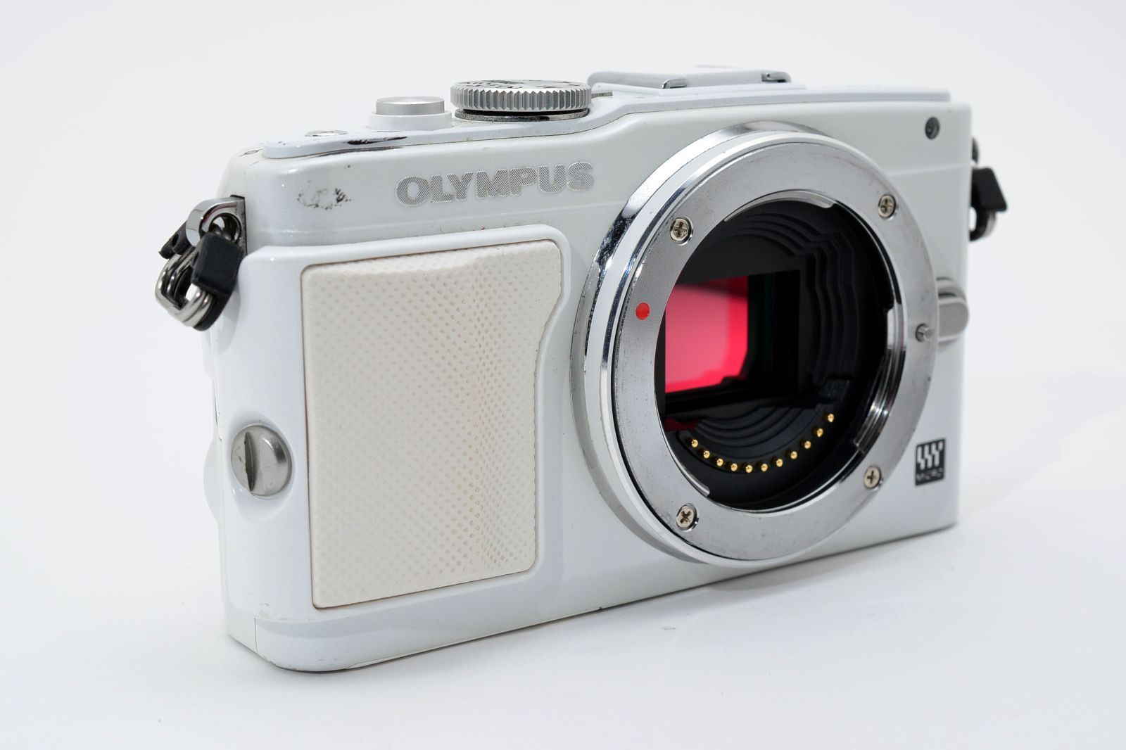 ☆訳あり大特価☆ オリンパス OLYMPUS PEN Lite E-PL6 ボディ OB3298