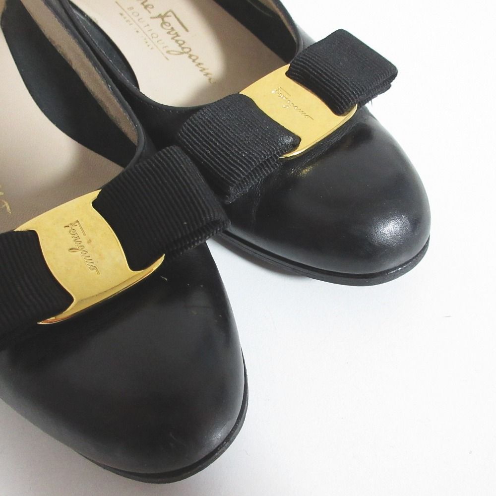 Ferragamo サルヴァトーレフェラガモ